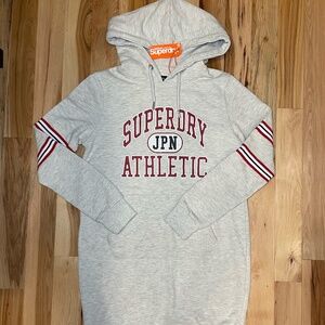 Brand New Long Sweatshirt *Superdry* Size US 8, UK M. Tags attached.